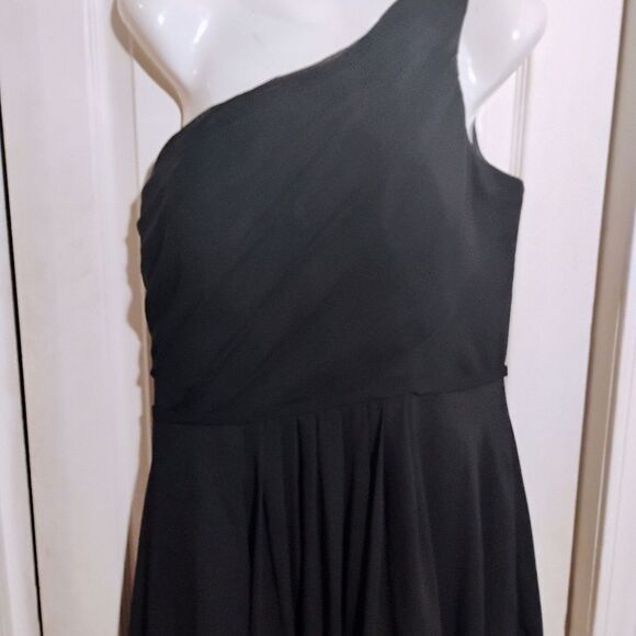 Vnaix Black One-Shoulder Sleeveless Gown for Cocktail - Picture 5 of 14